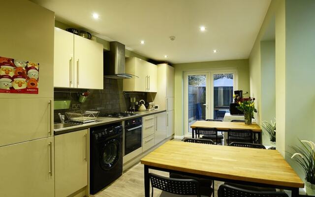 Devon House