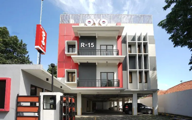 OYO 748 Comfitel Tenggilis