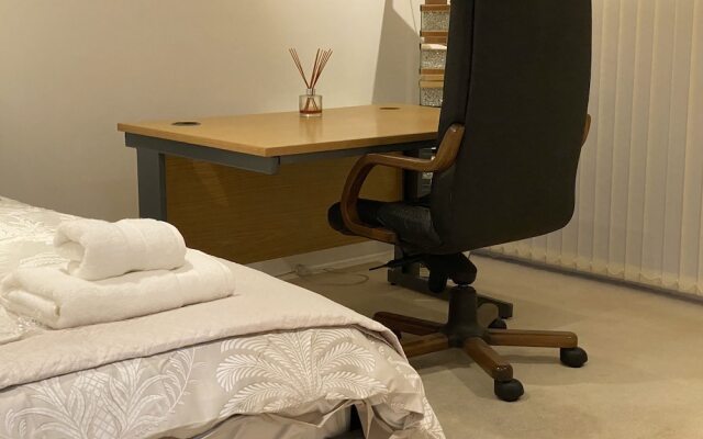 Cosy 3 bed Penthouse in Royal Docks London