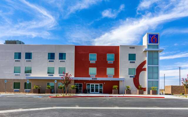 Motel 6 Las Vegas, NV - Motor Speedway