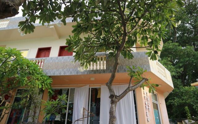 Cornerstay at Dhangethi