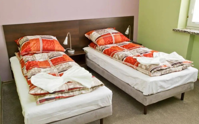 Club Hostel