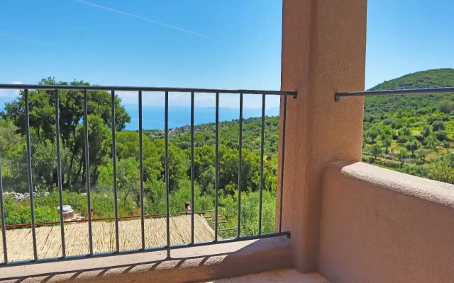 Rock n' Olive Villas