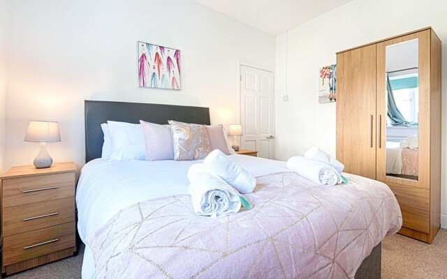 Swansea Essex Spacious