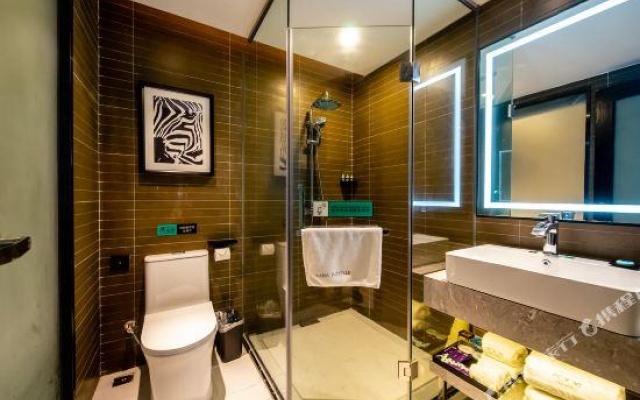 Xana Hotelle· Guangzhou Kecun Metro Station Pazhou Convention and Exhibition Center – Bathroom – Guangzhou