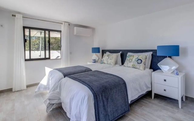 Villa Centeanes Luxury Villa Enviable Position s