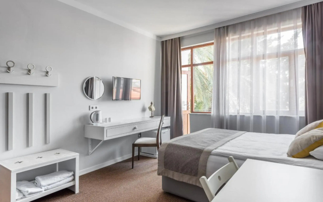 Delight Deluxe Hotel and Spa