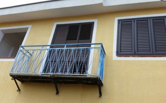 Apartment With 2 Bedrooms In Marina Di Cardedu, With Wonderful Sea Vie