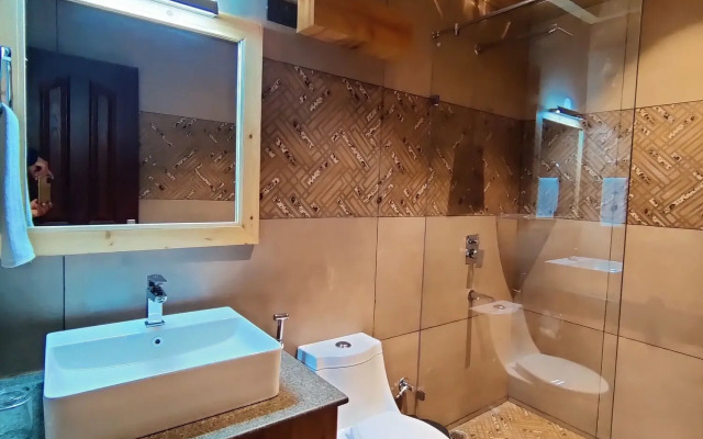 OYO 9101 Shoghi Eco Valley