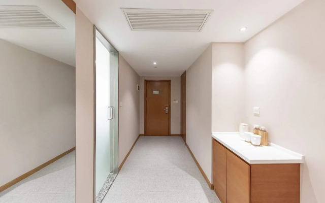 JI Hotel (Shanghai Jiangqiao National Exhibition Center Jiayi Road Subway Station)