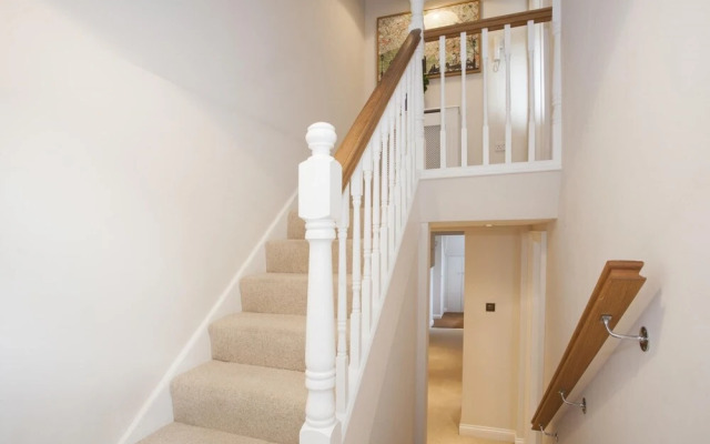 Luxury Central Marylebone 2-bed With Garden Office