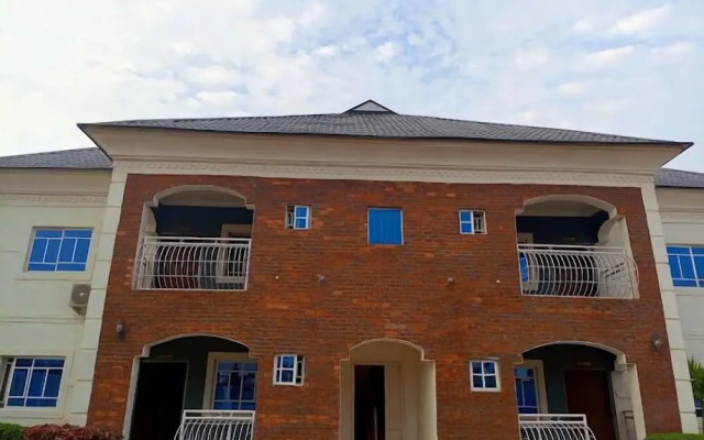 Pioneer Luxury Apartment