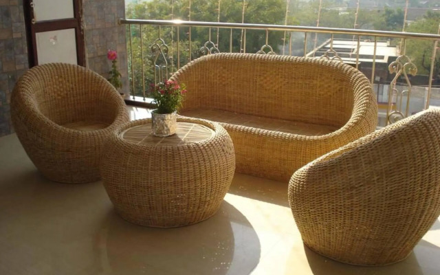 Hotel Om Complex