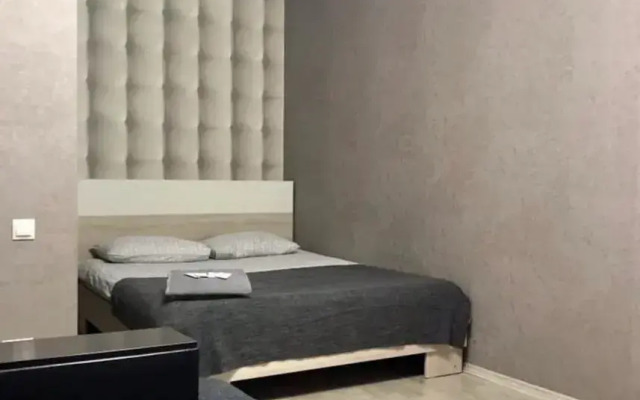 Apartments on Matrosova street 16