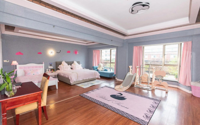 Ganxian Tianyue International Hotel (Ganxian Middle School North Campus)