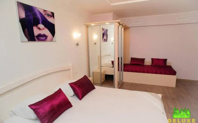 Смілянська 99