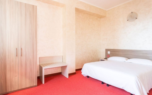 Hotel Italia Dormelletto