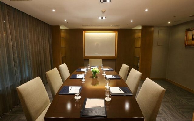 Taipei Fullerton Hotel - Fuxing South