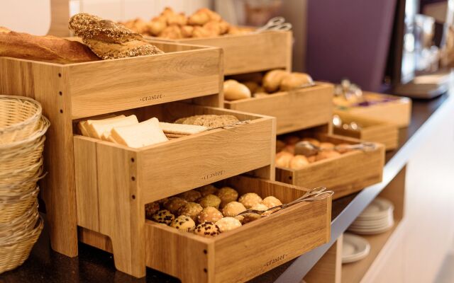 Holiday Inn Express Luzern - Neuenkirch by IHG