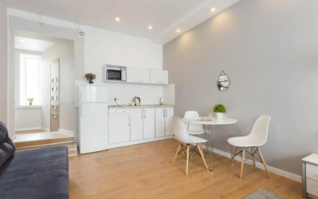 LUX studio near metro Pushkinska, Universytet - Chernyshevska str. 95-4