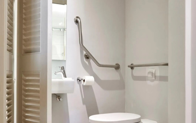 Отель The Victoria & Alfred