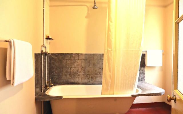 Bandarawela Hotel