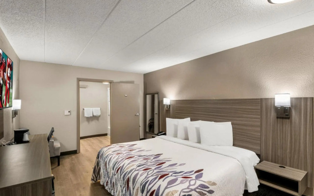 Red Roof Inn Enfield