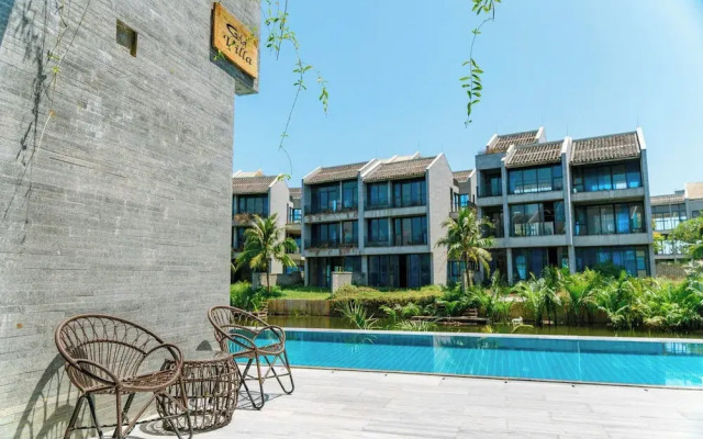 Gold Riverside Apartment & Villa