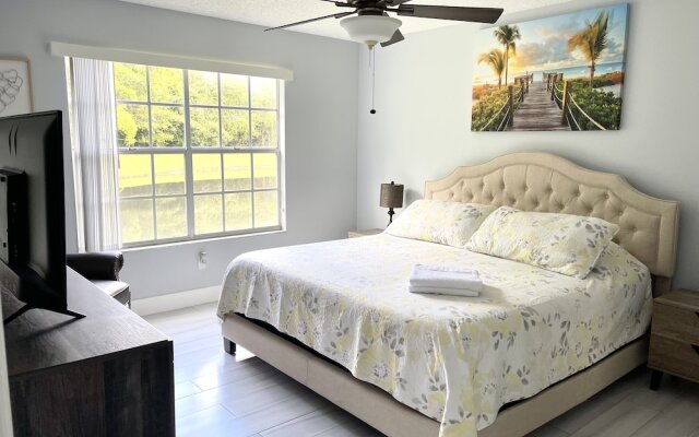 Beautiful Luxury Apartment - Close to Disney