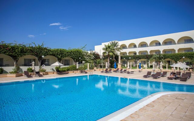 Golden Carthage Hotel & Residence