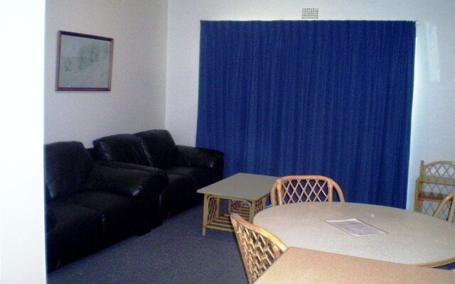 Ocean Spray Apartments Hotel
