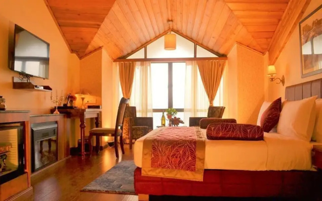 Crescent Resort