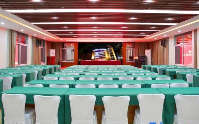 Jinggangshan Cuihu Hotel
