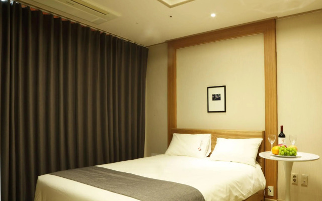 The Hotel Yeong Jong