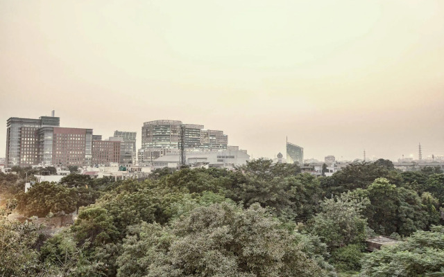 Treebo Trip Casa Cyber DLF phase 3