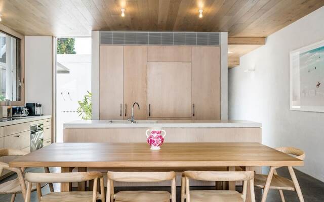 Your Luxury Escape - Driftwood Three