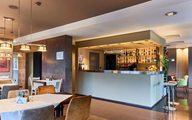 Hotel Mone