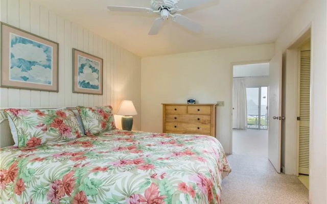 Pali Ke Kua 117 by RedAwning