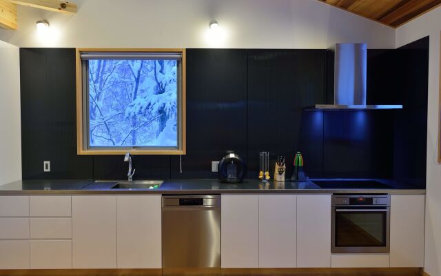 Bluebird Chalets by The Hakuba Collection