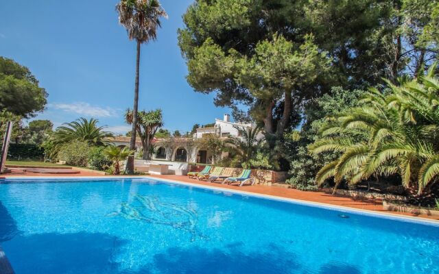 Finca Raiz - modern, well-equipped villa with private pool in Moraira