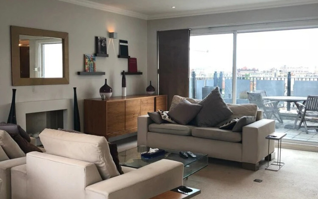 Beaufort Gardens Apartment
