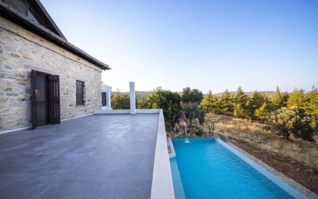 Peaceful Villa With Pool and Garden in Bodrum