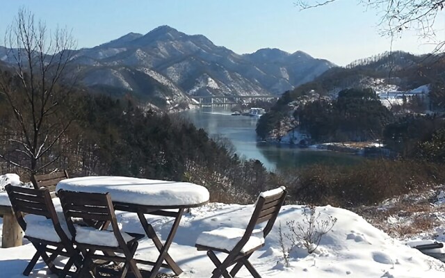 Chuncheon Watersky Pension