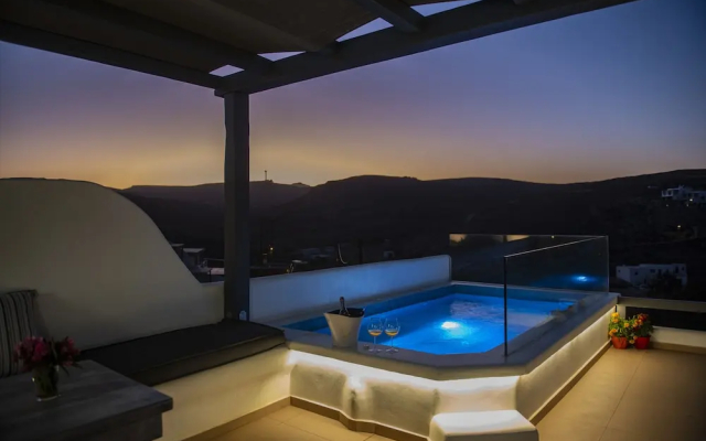 Myrsini's Luxury Suites