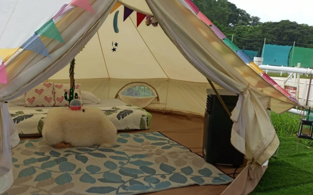 Glamping @ Bukit Timah Horsecity