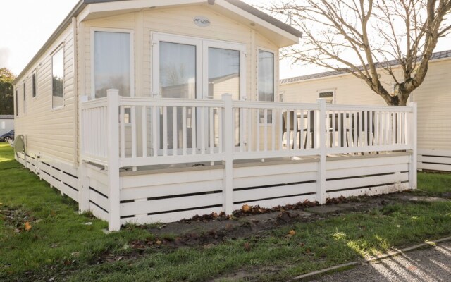 18D Shorefield Country Park