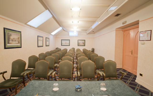Hotel Milano Regency