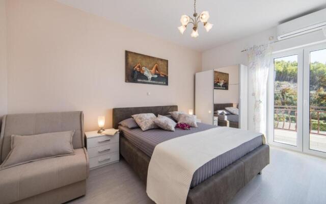 Apartments Tafra
