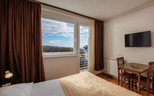 Boarding House Lucija