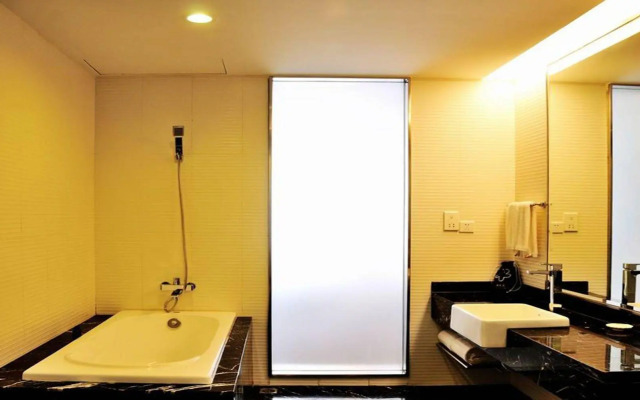 U Hotel